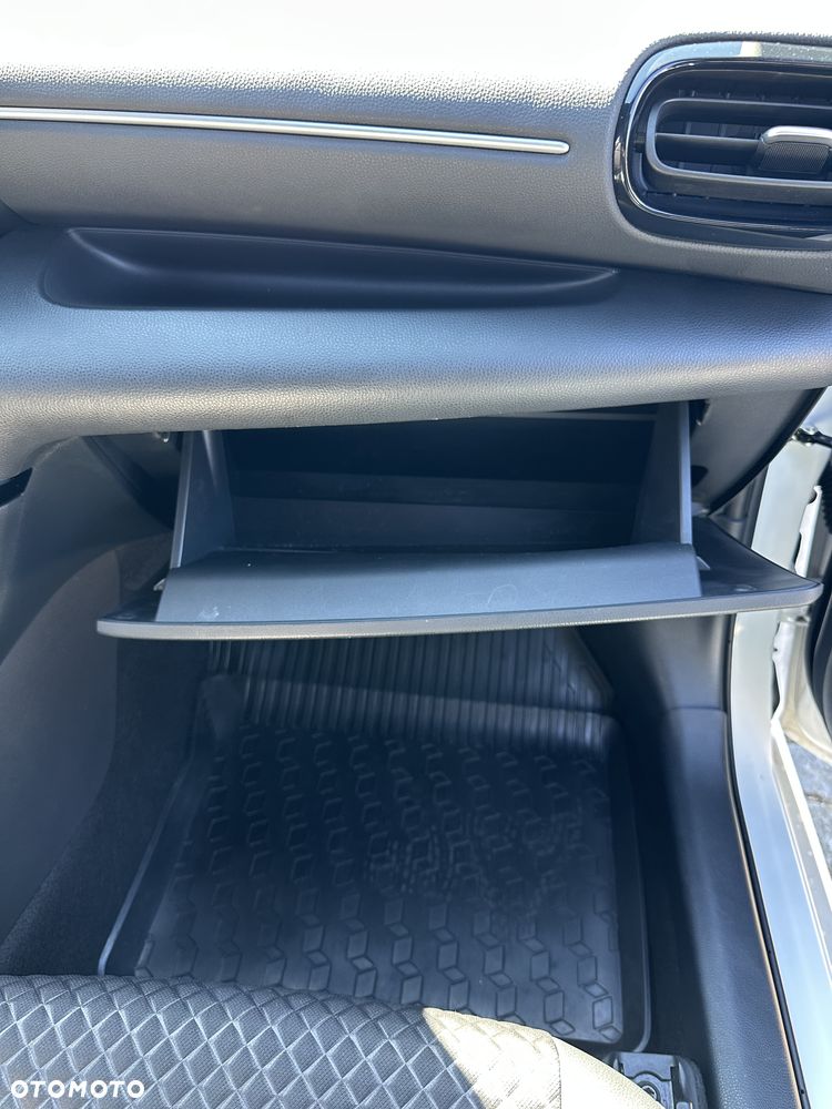 Toyota Yaris 1.5 Selection Style - 25