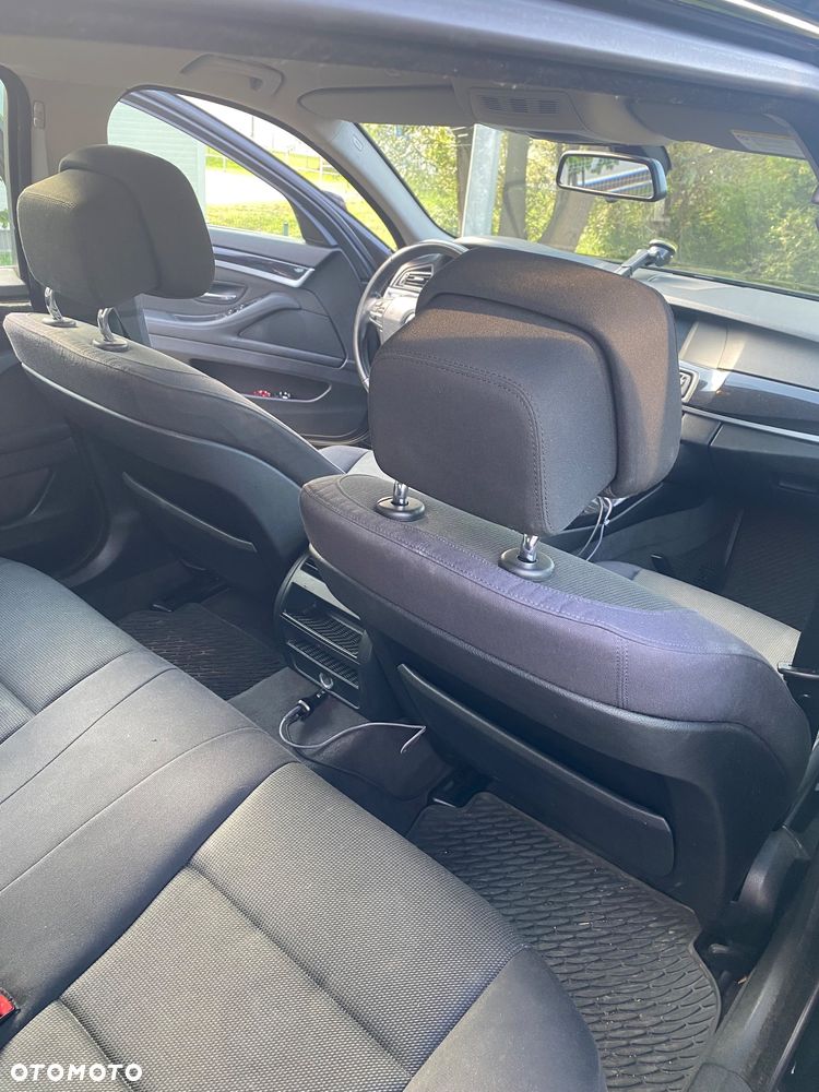 BMW Seria 5 520d Touring - 9