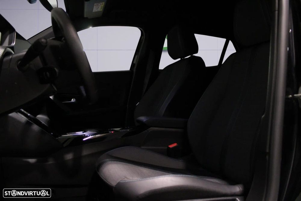 Peugeot e-2008 50 kWh Allure - 7