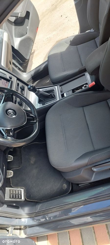 Volkswagen Golf 2.0 TDI BMT Comfortline EU6 - 11