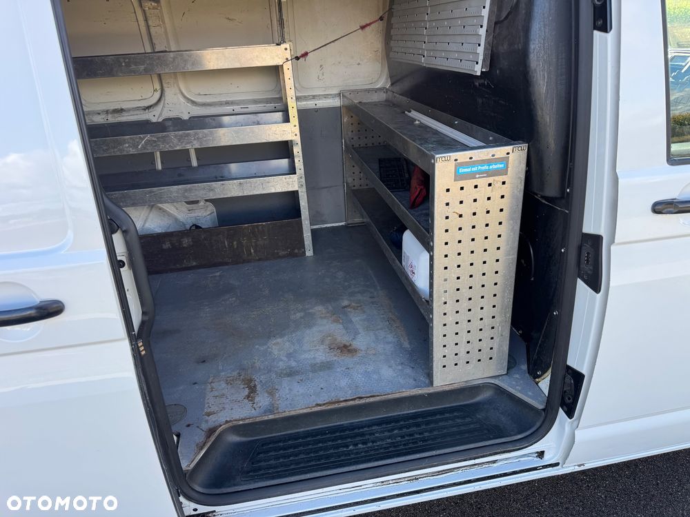 Volkswagen Transporter - 17