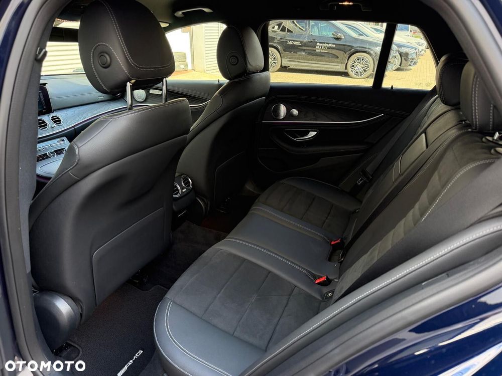 Mercedes-Benz Klasa E 220 d 4-Matic AMG - 8