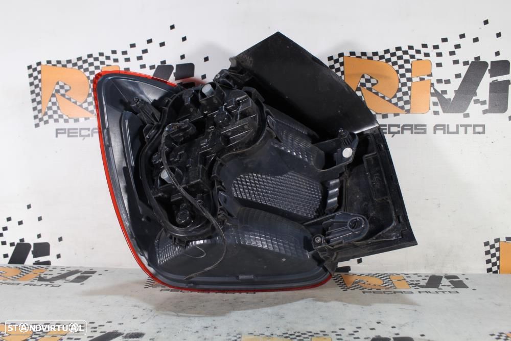 Farolim Direito Bmw 1 (F20)  Farolim Direito / Passageiro Bmw Serie 1 - 8
