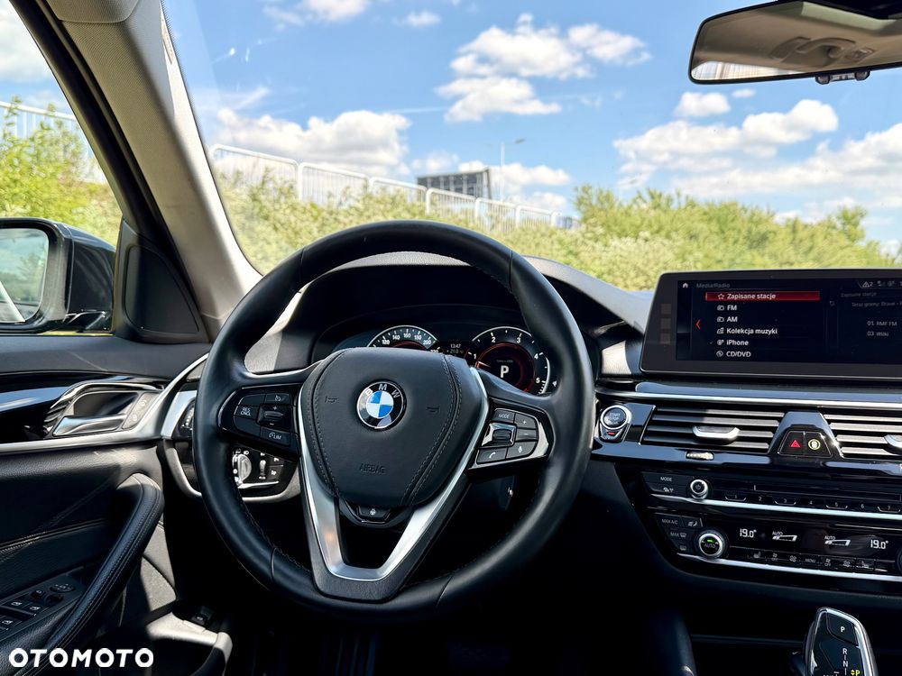 BMW Seria 5 520d xDrive MHEV Sport Line sport - 17