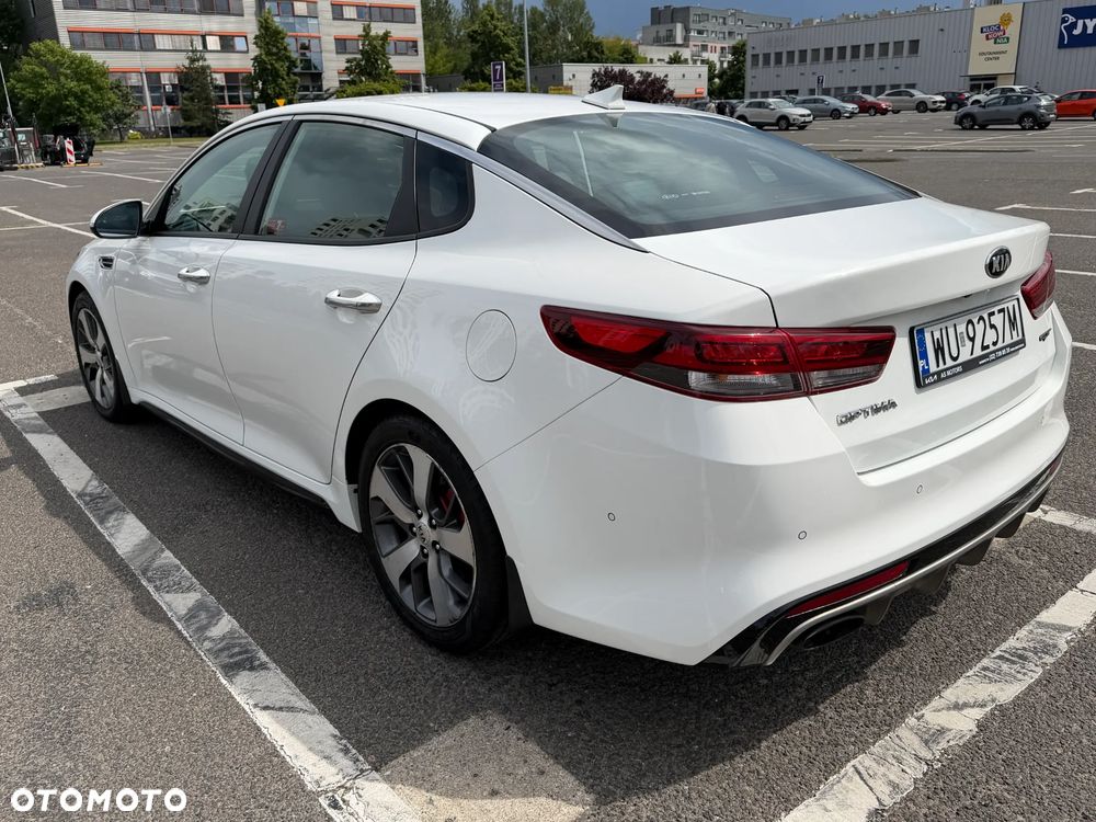 Kia Optima - 1