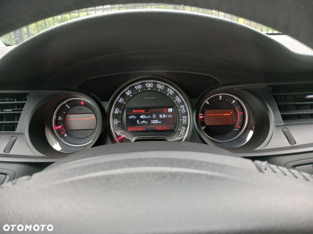Citroën C5 2.0 HDi Exclusive - 23