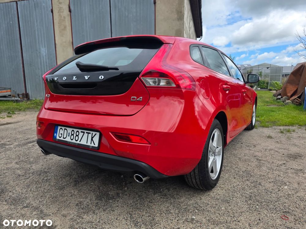 Volvo V40 D4 Drive-E Momentum - 3