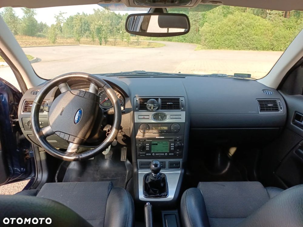 Ford Mondeo - 19