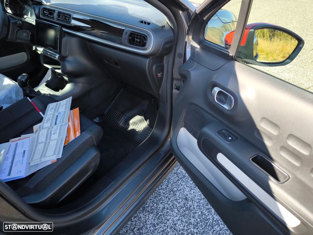 Citroën C3 1.2 PureTech Feel - 2