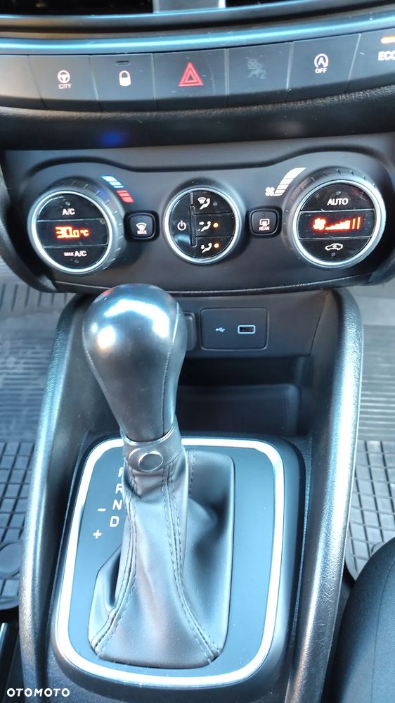 Fiat Tipo 1.6 MultiJet DCT Lounge - 33