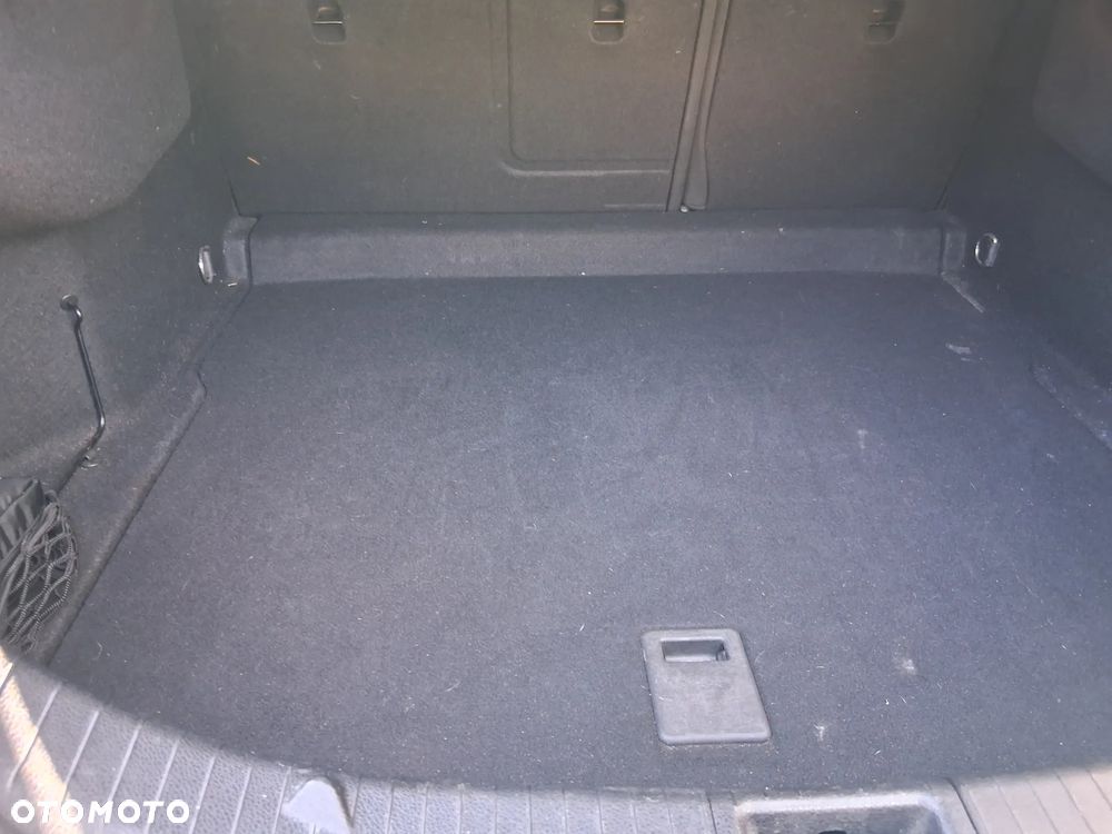 Mercedes-Benz CLA 200 7G-DCT - 11