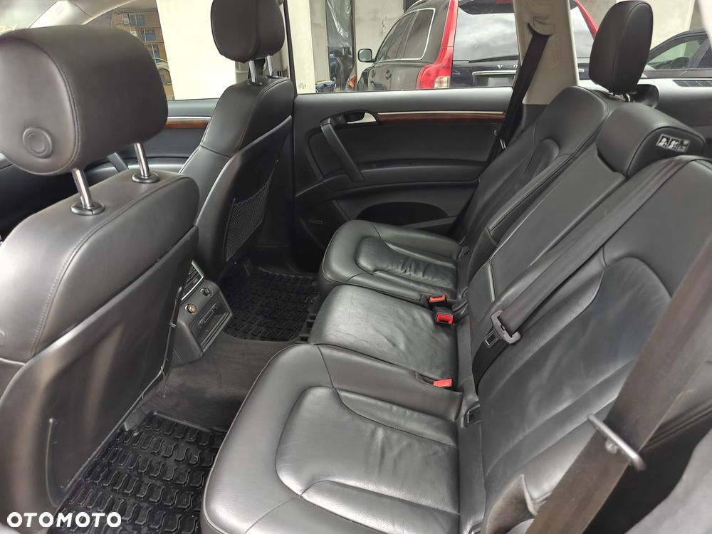 Audi Q7 3.0 TFSI Quattro Tiptronic - 9