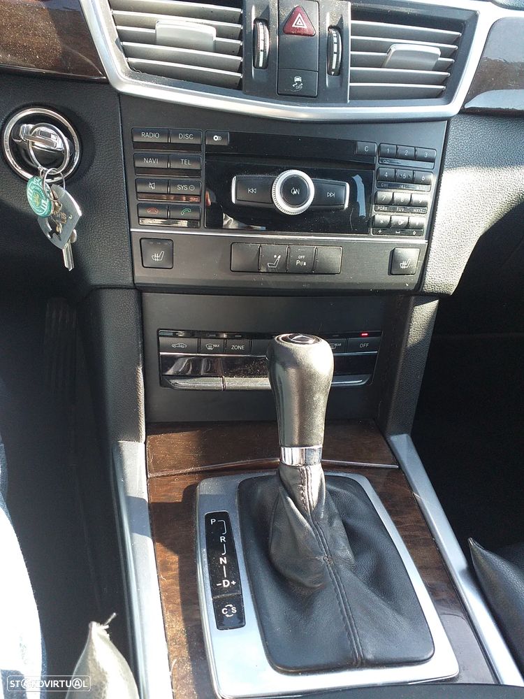 Mercedes-Benz E 200 CDi Elegance BlueEfficiency Auto - 5