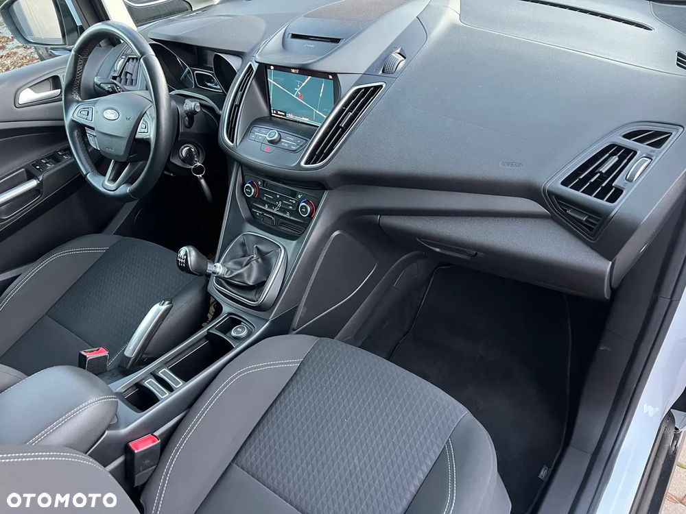 Ford C-MAX - 17
