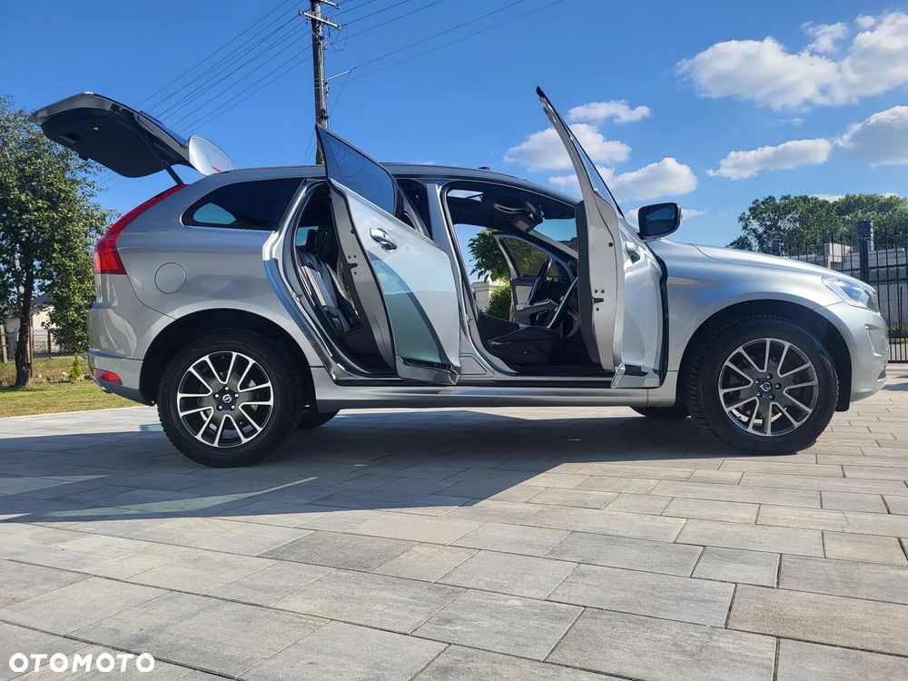 Volvo XC 60 D4 Drive-E Momentum - 5