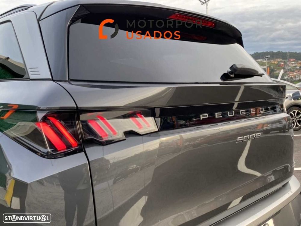 Peugeot 5008 - 24