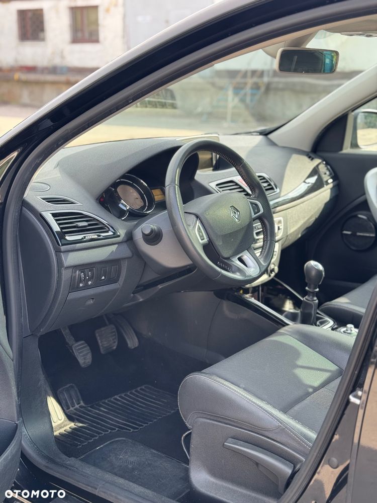 Renault Megane TCe 130 Bose Edition - 16
