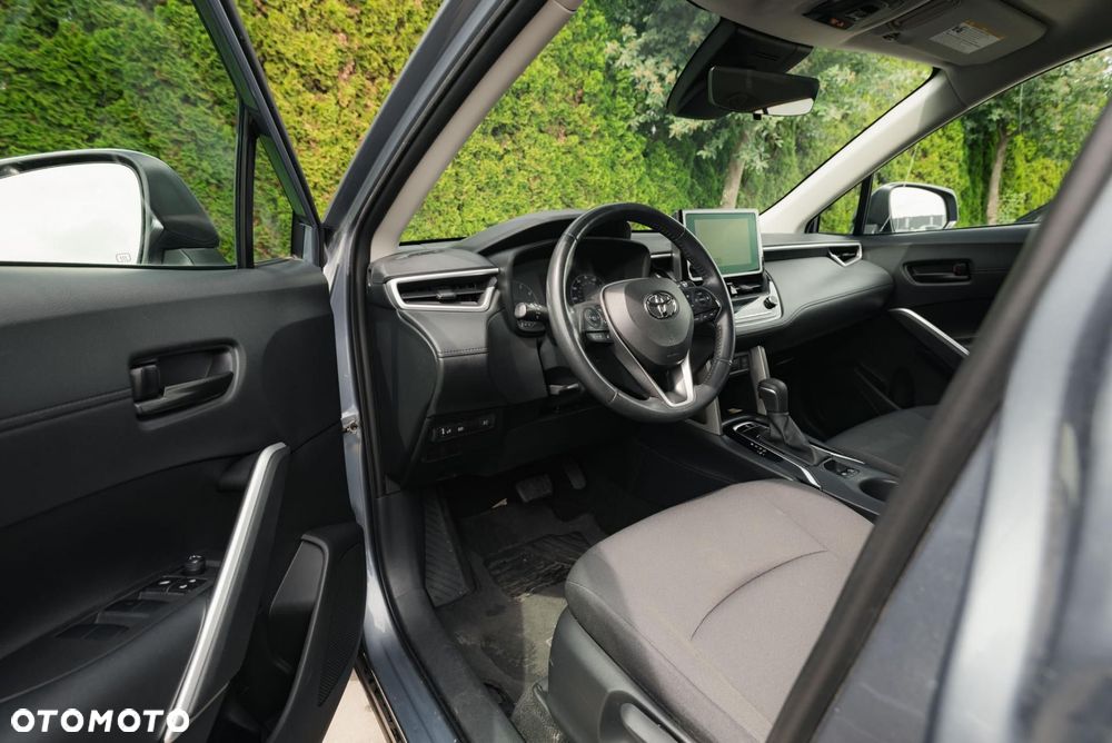 Toyota Corolla Cross - 10