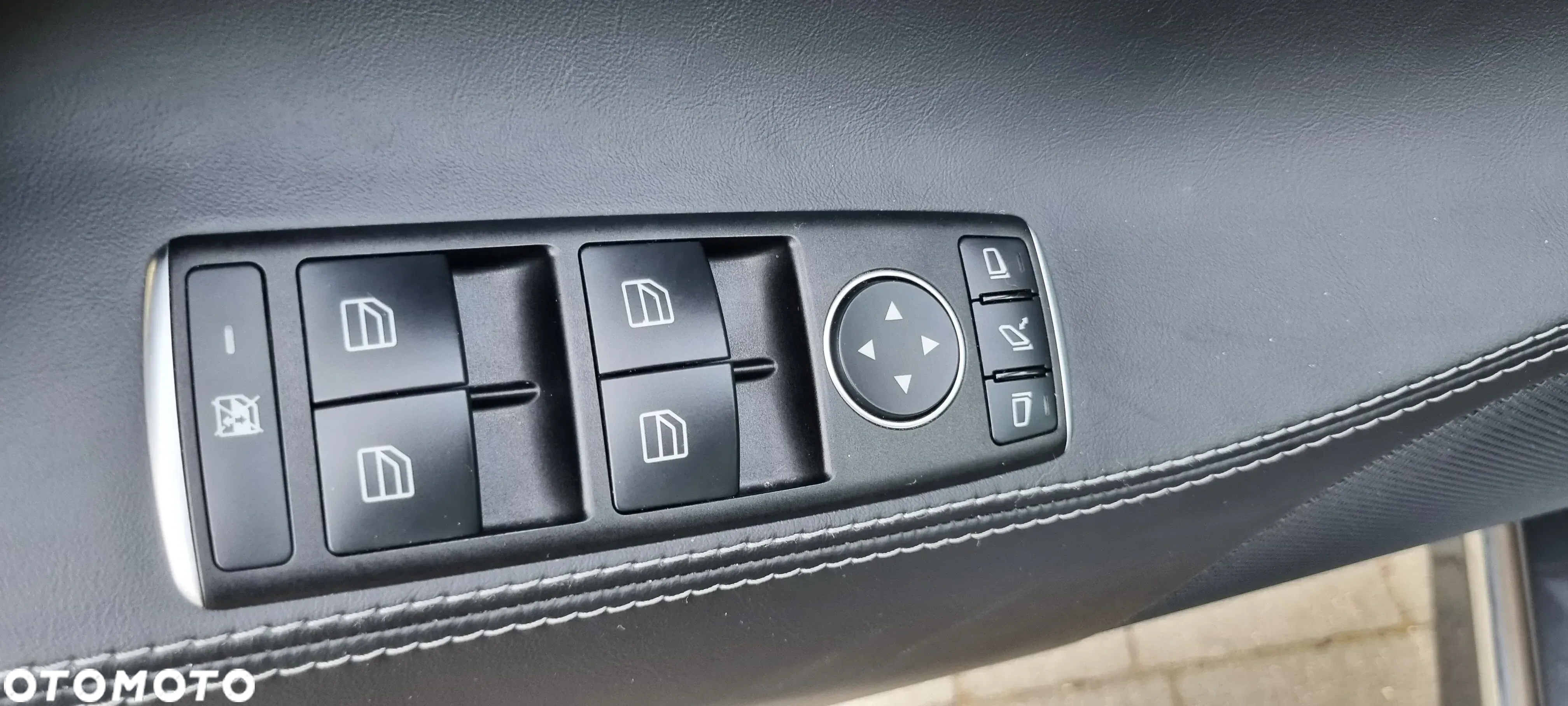 Tesla Model S Long Range Plus - 29
