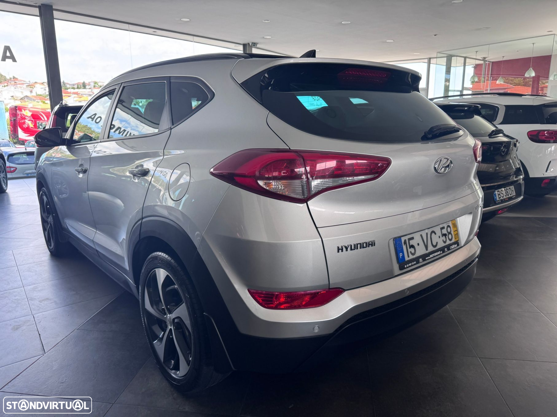 Hyundai Tucson 1.7 CRDi Premium DCT - 6