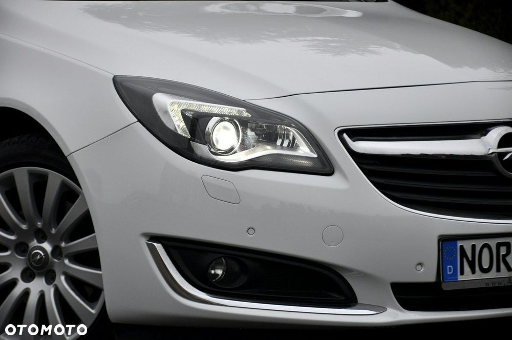 Opel Insignia - 12