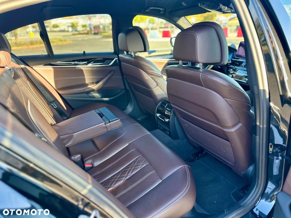 BMW Seria 5 - 12