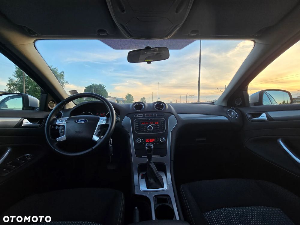 Ford Mondeo 2.0 TDCi Titanium - 12