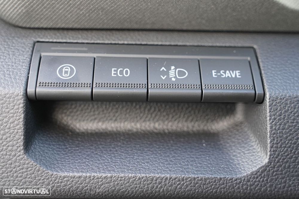 Dacia Bigster 1.8 Hybrid Journey - 18