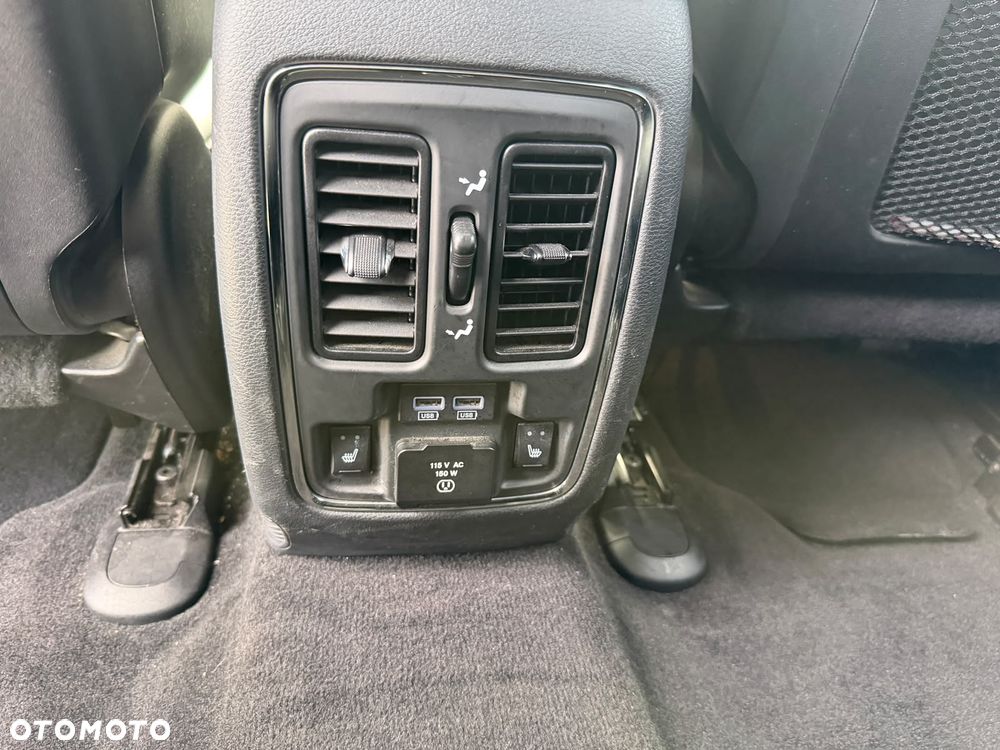 Jeep Grand Cherokee - 20