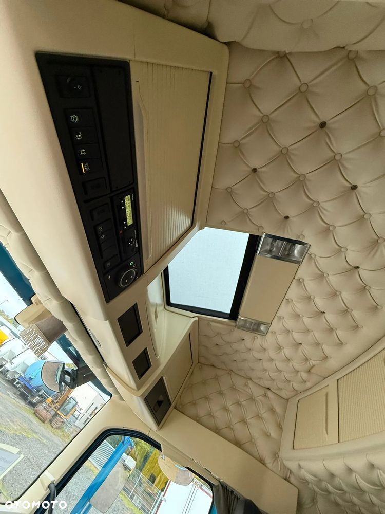 Volvo Fh500 Pusher - 32