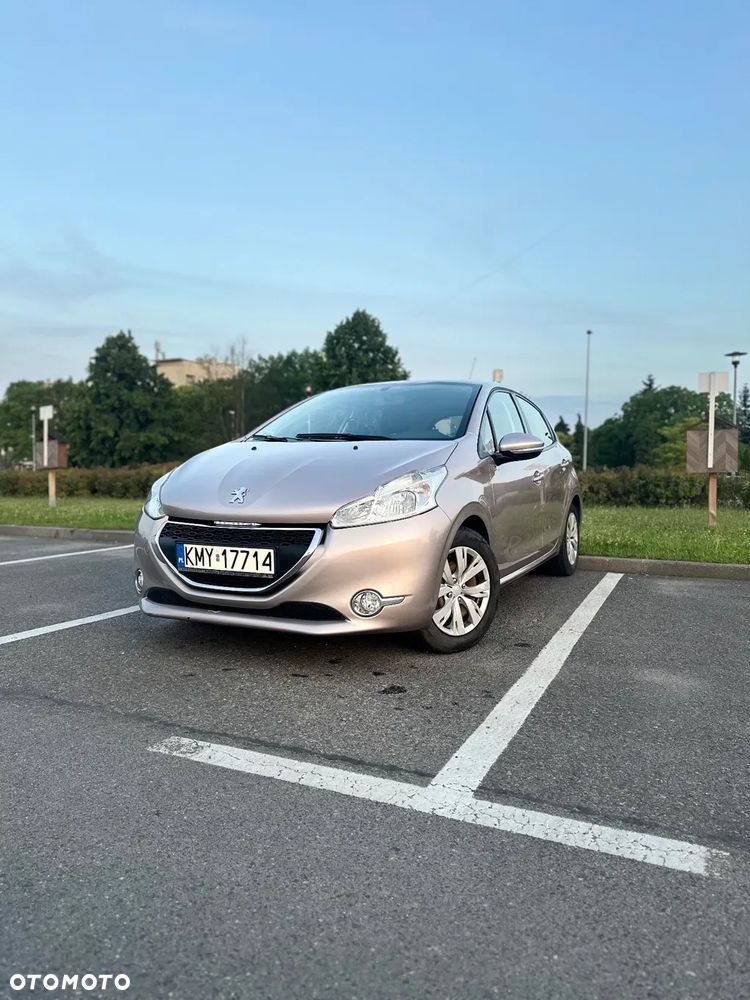 Peugeot 208 1.2 PureTech Active - 5