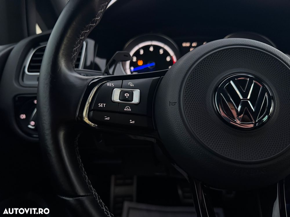 VOLKSWAGEN Golf 2018 — imagine 13