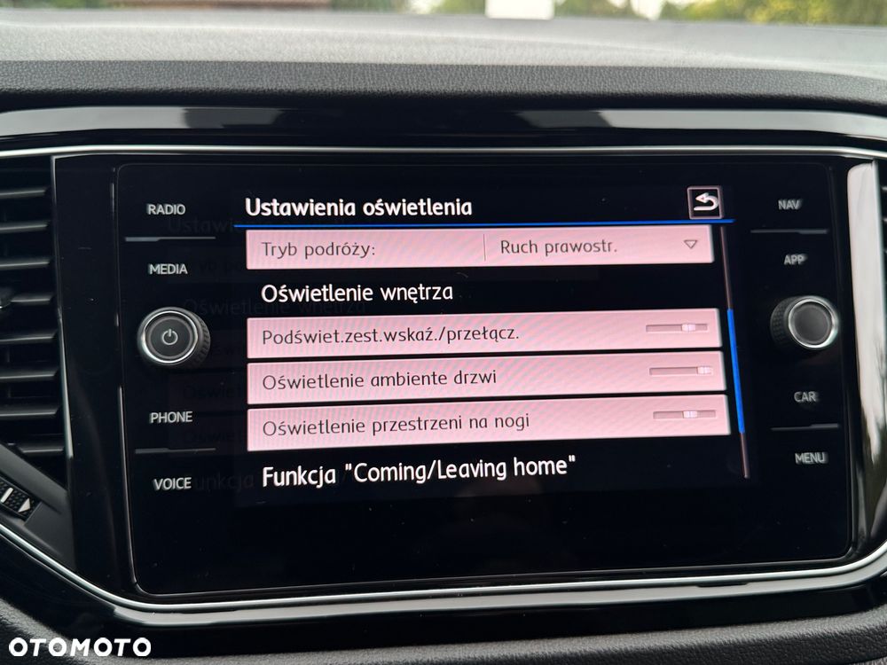 Volkswagen T-Roc 1.5 TSI R-Line - 36