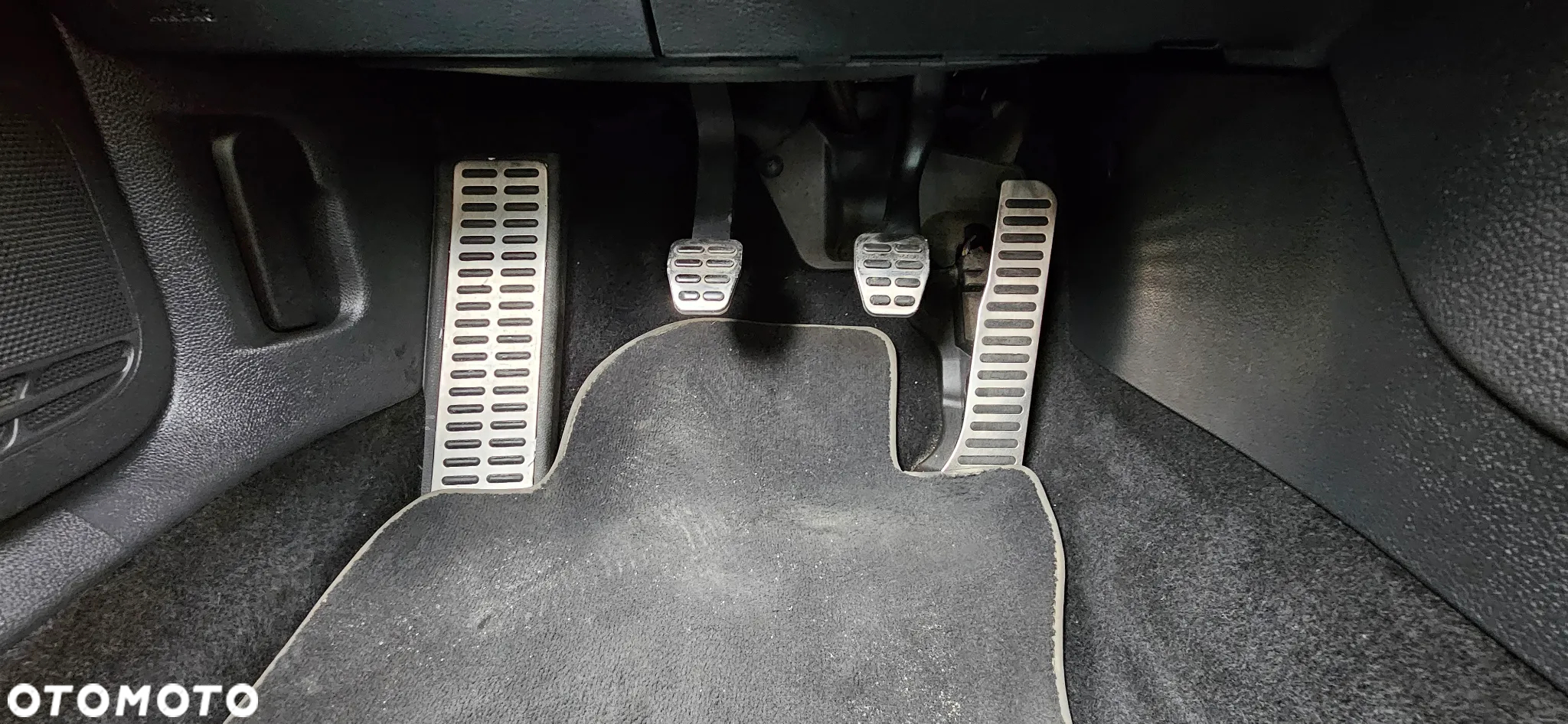 Volkswagen Golf 2.0 TDI DPF GTD - 20