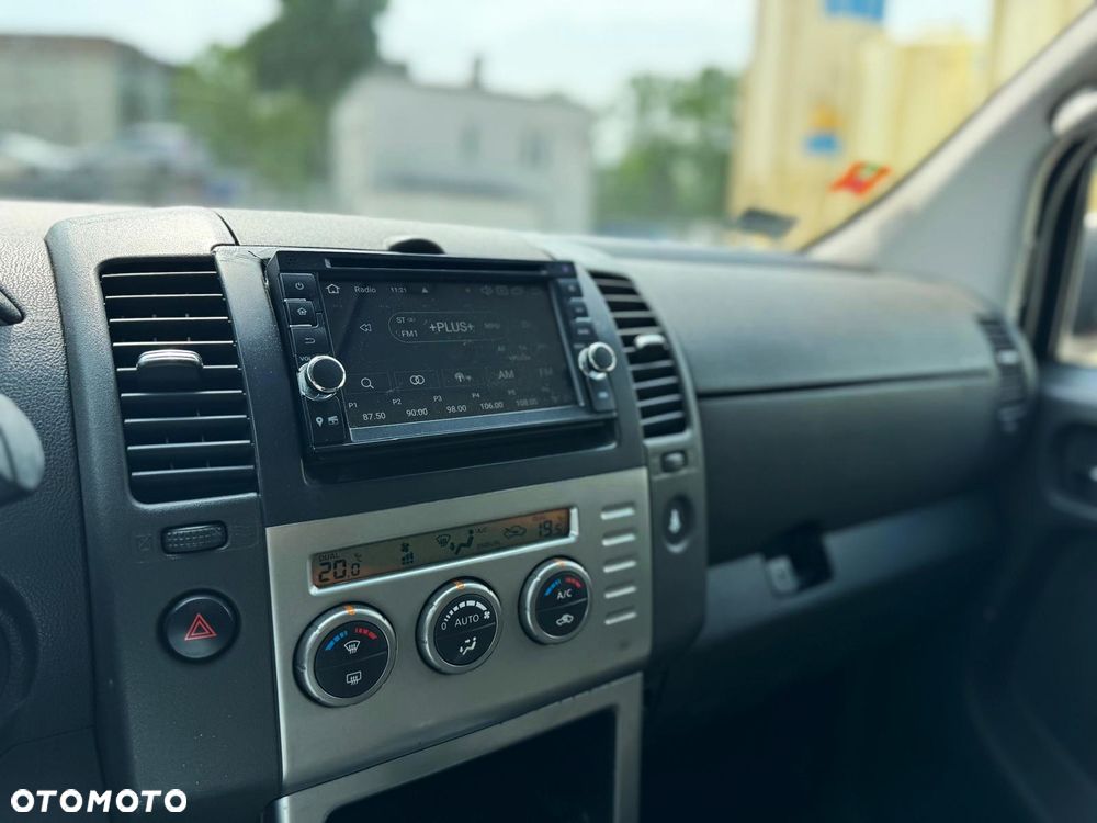 Nissan Pathfinder - 20