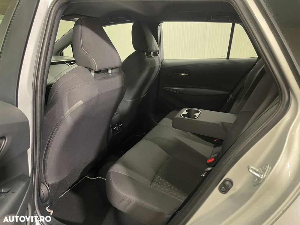 Toyota Corolla 2.0 HSD TS Exclusive - 10