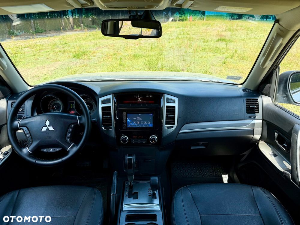 Mitsubishi Pajero 3.2 DID Instyle EU6 - 6