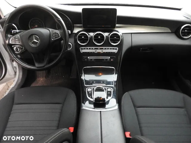 Mercedes-Benz Klasa C 180 (BlueTEC) d 7G-TRONIC - 7