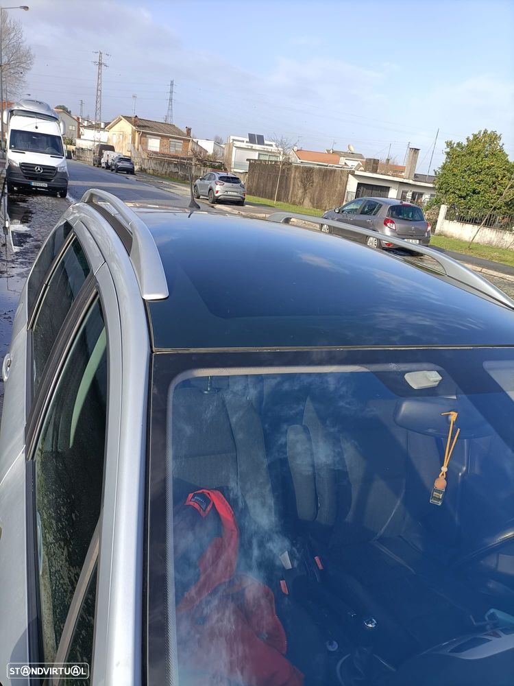 Peugeot 807 2.0 HDi Navteq - 11