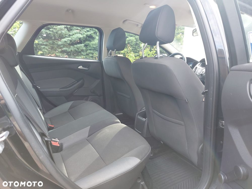 Ford Focus 1.6 Trend - 9