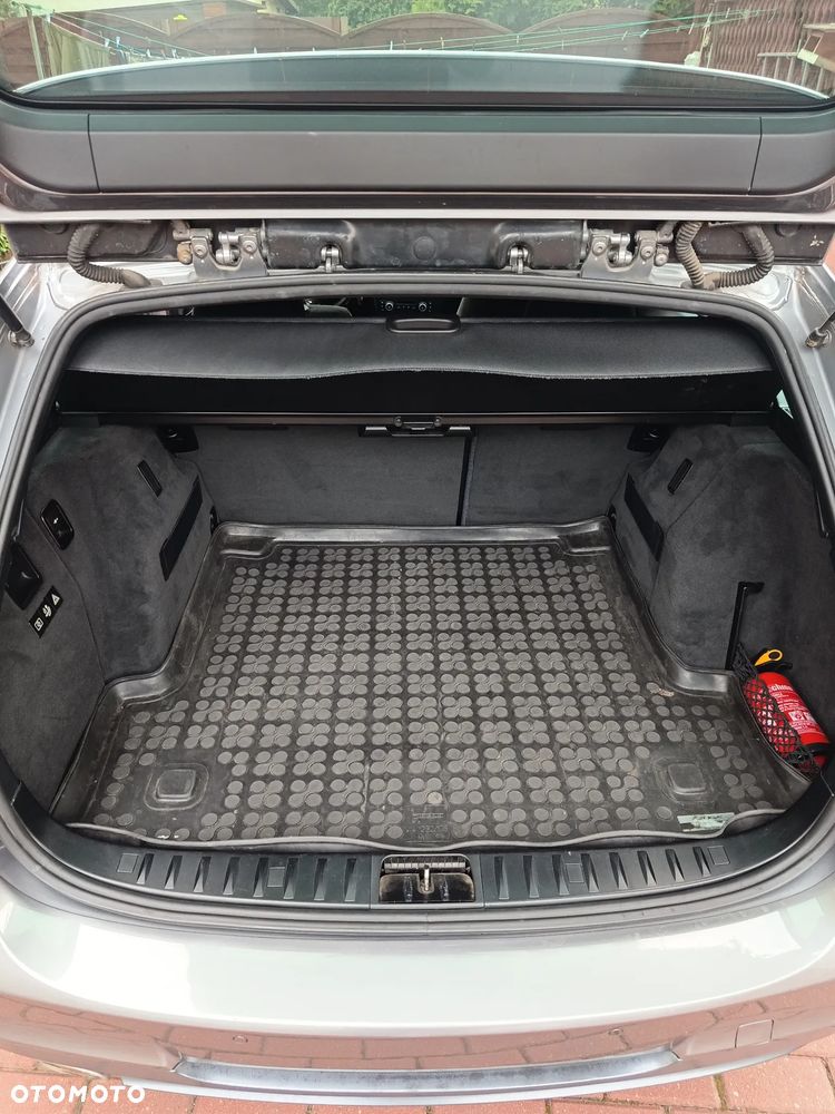 BMW Seria 3 318d - 37