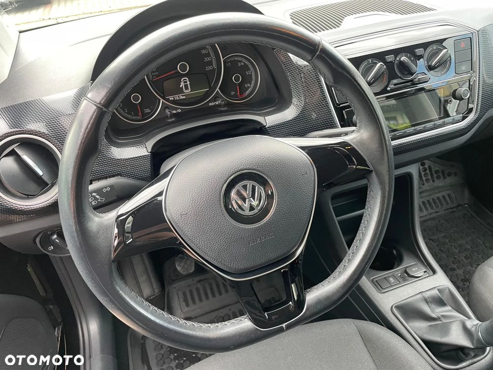 Volkswagen up! 1.0 move - 15