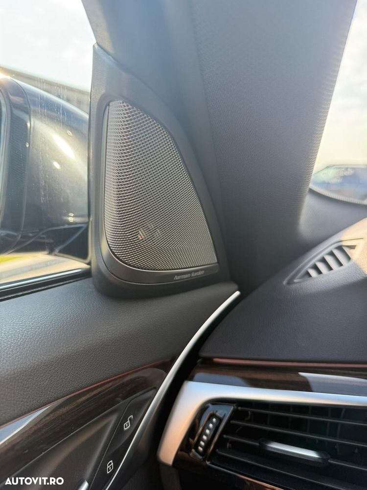 BMW Seria 5 520d AT - 10