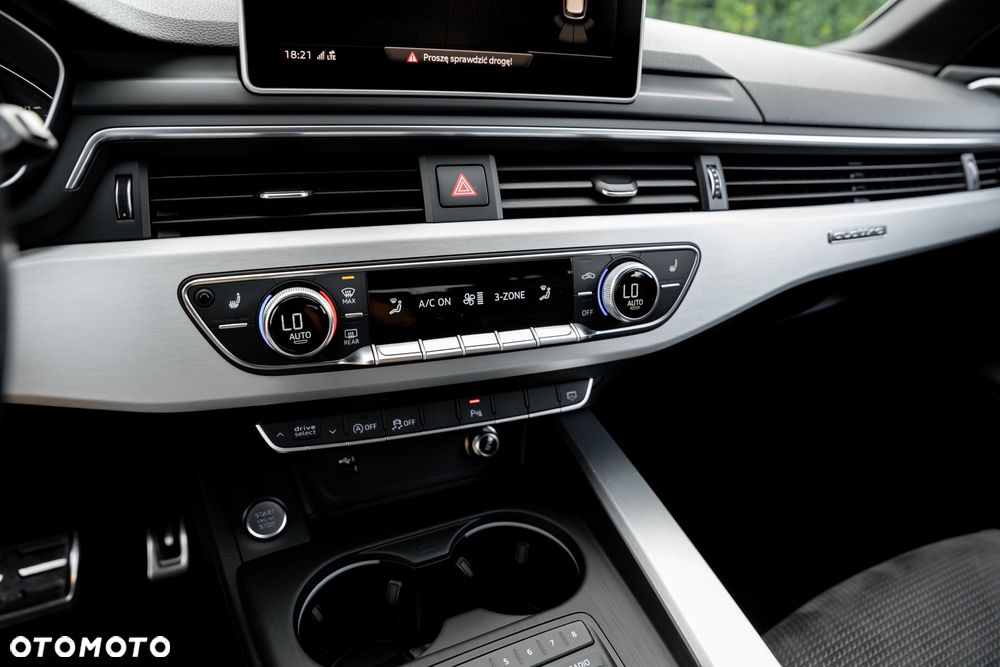 Audi A4 Avant 40 TDI quattro S tronic S line - 31