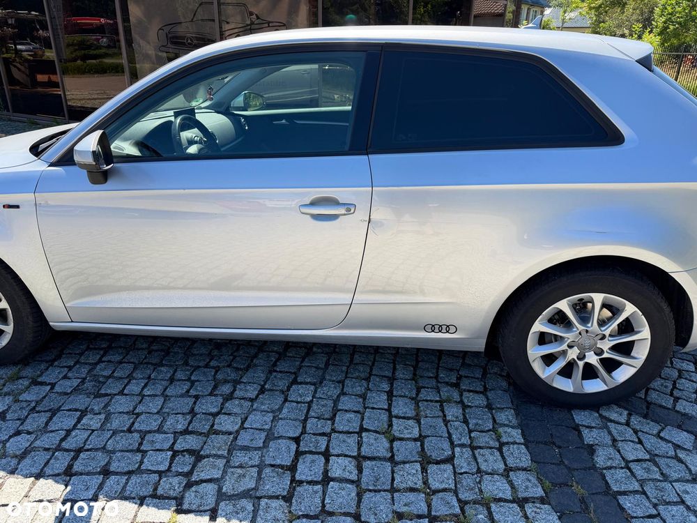 Audi A3 3-drzwiowe 1.6 TDI DPF Ambition S tronic - 9