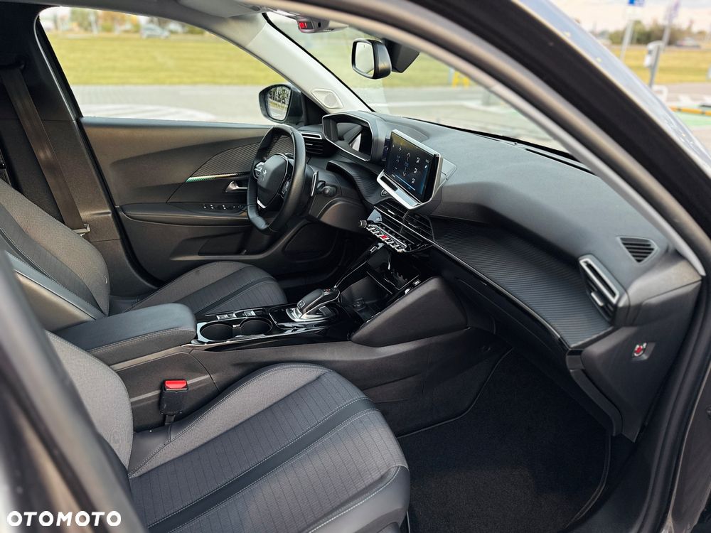 Peugeot 2008 1.2 PureTech Allure S&S EAT8 - 12