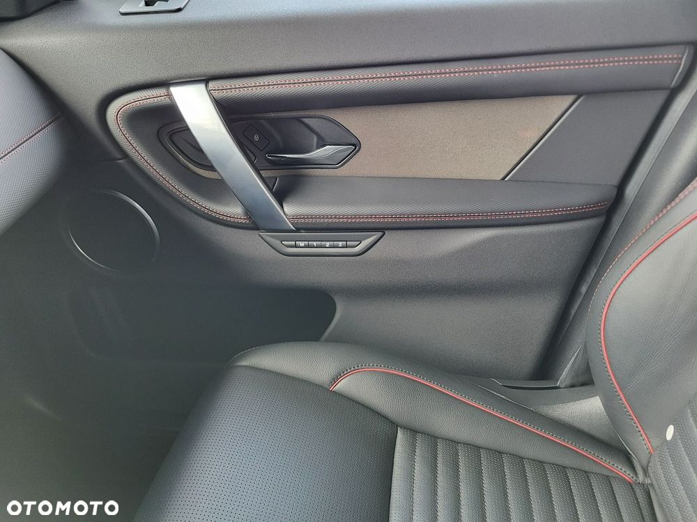 Land Rover Discovery Sport - 17