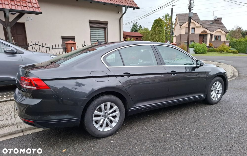 Volkswagen Passat 1.5 TSI EVO Business - 9