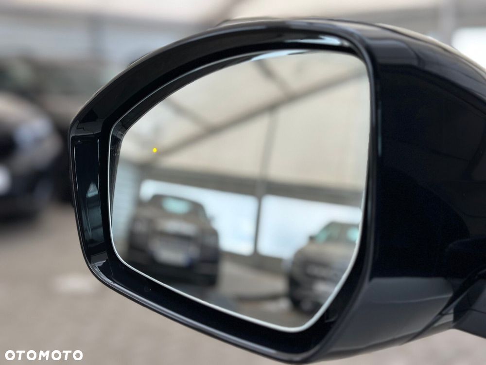 Land Rover Discovery Sport - 27