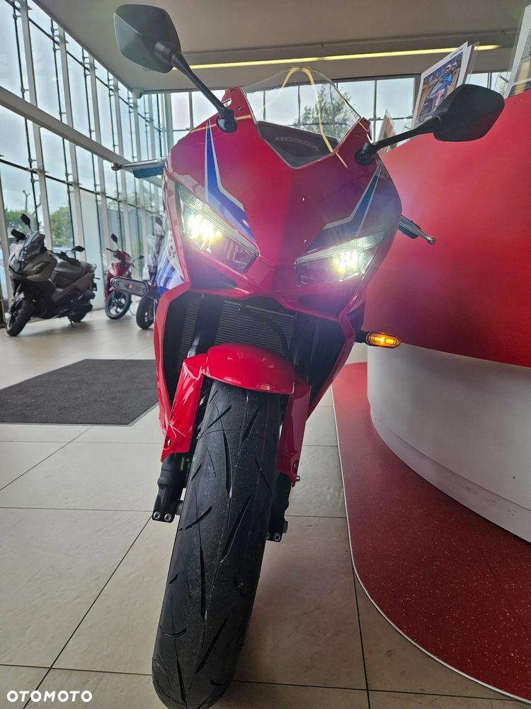 Honda CBR - 4